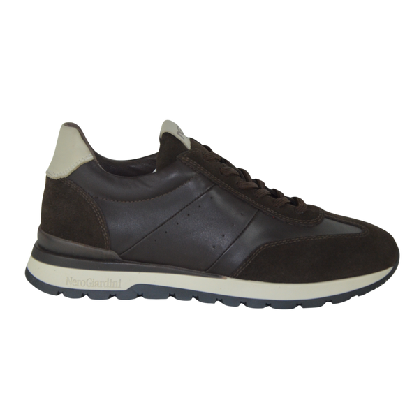 Scarpe uomo NeroGiardini art.I400411U Pelle Nabuk Colore  Brown sportive uomo bassa